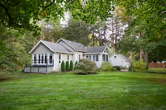 4 Colony Rd, Weston, CT 06883