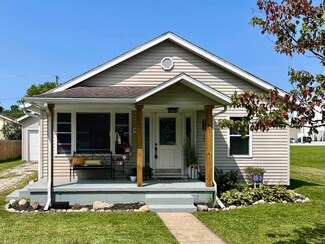 107 N Wood St, Brookston, IN 47923