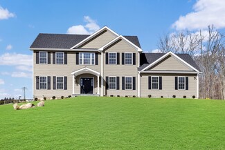 11 Hunting Ridge Rd, Middlebury, CT 06762