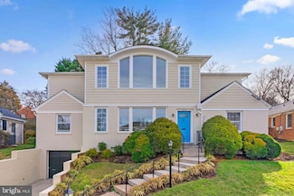 7012 Bybrook Ln, Chevy Chase, MD 20815