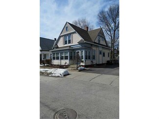 34 Collins St, Woonsocket, RI 02895