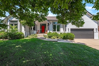 8024 E Greenbriar Ct, Wichita, KS 67226