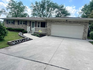 928 S Raisinville Rd, Monroe, MI 48161