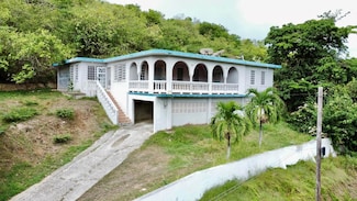 372 Resaca St, Culebra, PR 00775
