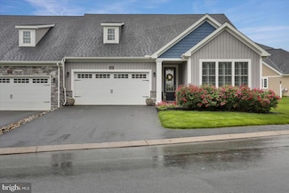 309 Sawgrass Dr, Millersville, PA 17551
