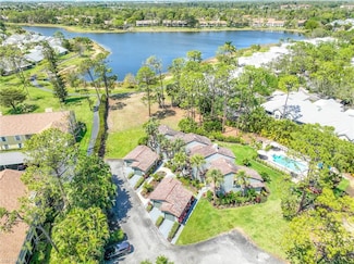 2708 Santa Cruz Blvd, Naples, FL 34112