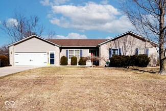 5620 E Sunshine Ct, Mooresville, IN 46158