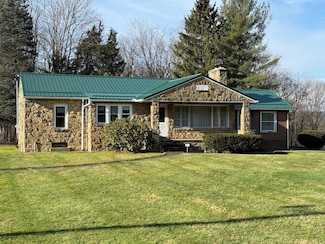 17633 State Highway 8, Centerville, PA 16404