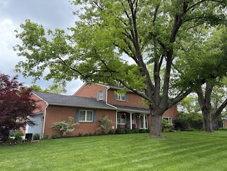 1960 Hythe Rd, Columbus, OH 43220