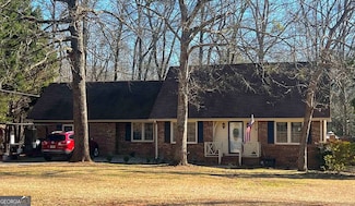 2203 Honeybee Creek Dr, Griffin, GA 30224