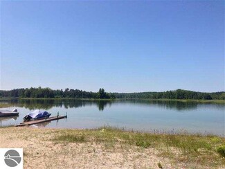 16212 Wagner Rd, Lake Ann, MI 49650