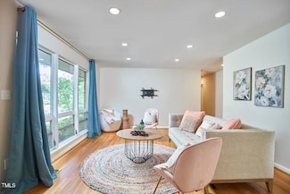 903 W Maynard Ave, Durham, NC 27704