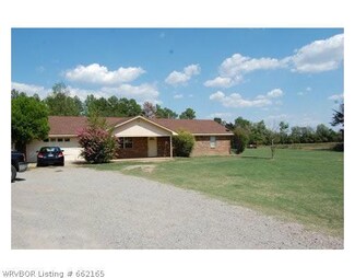 26386 U S 59, Shady Point, OK 74956