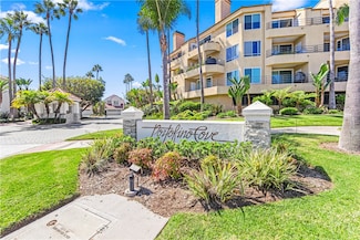 16291 Countess Dr Unit 108, Huntington Beach, CA 92649