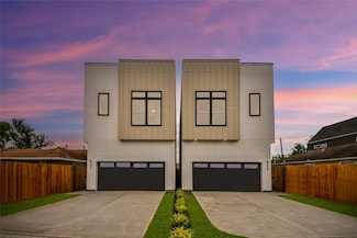 435 Neyland St, Houston, TX 77022