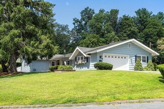 14 Buttonwood Dr, Methuen, MA 01844