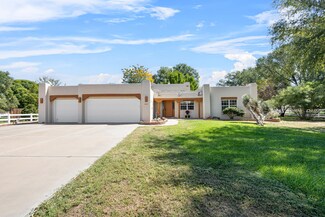 2 Pando Ln, Los Lunas, NM 87031