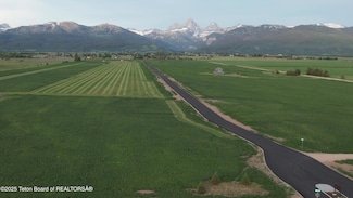 L3 S Alpenglo Ln, Driggs, ID 83422