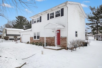 52043 Justine Dr, South Bend, IN 46628