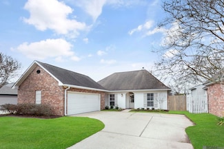 18641 W Lake Terrace Dr, Baton Rouge, LA 70817