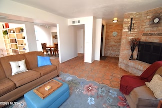 1345 W Placita Oro, Tucson, AZ 85745