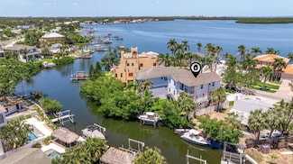 1811 Bayou Grande Blvd NE, Saint Petersburg, FL 33703