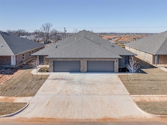 2807 and 2809 Josie Cir, Midwest City, OK 73130