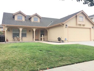 1698 Somersworth Way, Salinas, CA 93906