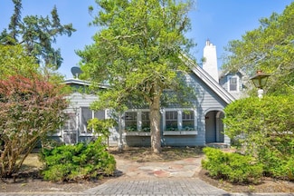 37 Duneway Ave, Ocean Beach, NY 11770