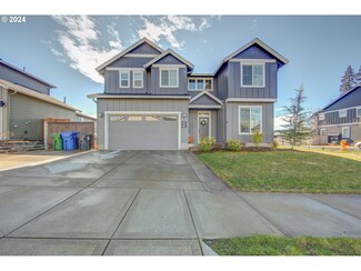 37002 Salmonberry St, Sandy, OR 97055