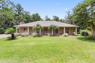 8327 Kahala Dr, Diamondhead, MS 39525
