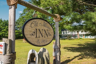 18599 Mission Point, Traverse City, MI 49686