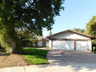 20075 Hiawatha St, Chatsworth, CA 91311