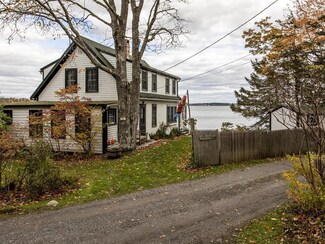44 All Saints Rd, Southport, ME 04576