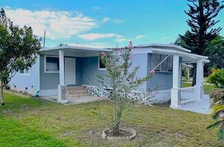 133 Oak St, Edgewater, FL 32141