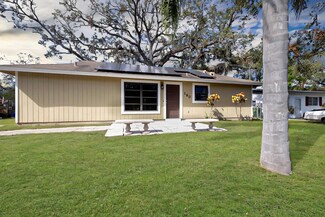 160 Golden Sands Dr, Sarasota, FL 34232