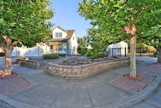 300 Creekside Way, Winters, CA 95694