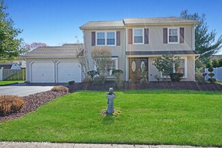 12 Gary Dr, Englishtown, NJ 07726