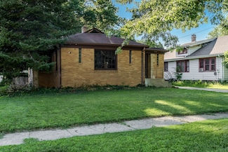 224 N Rockford Ave, Rockford, IL 61107