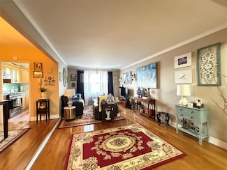 143-50 Hoover Ave Unit 302, Jamaica, NY 11435