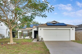 5117 Arbor Glen Cir, Lake Worth, FL 33463