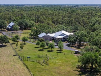 12615 River Rd, Myakka City, FL 34251