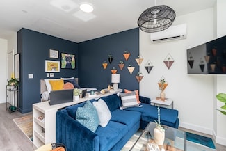 346 Somerville Ave Unit 304, Somerville, MA 02143