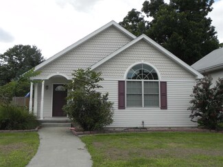 909 12th St, Tell City, IN 47586