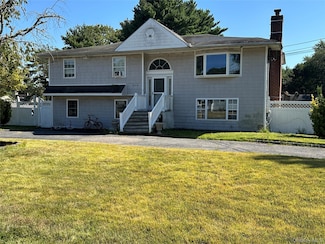 264 Atlantic St, Central Islip, NY 11722