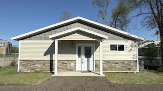 703 2nd St, Henning, MN 56551