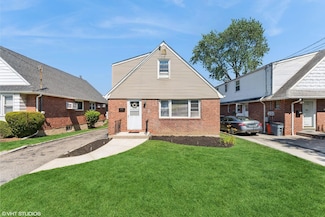 512 Nassau Blvd, Williston Park, NY 11596