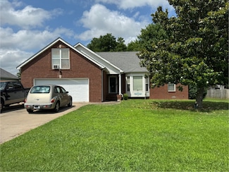 847 Isaac Dr, Clarksville, TN 37040