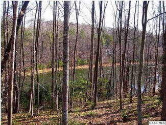 9 High Crest Ln, Nellysford, VA 22958