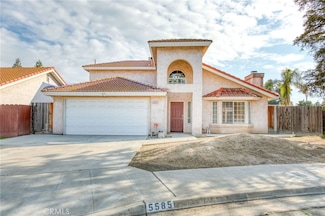 5585 W Mesa Ave, Fresno, CA 93722